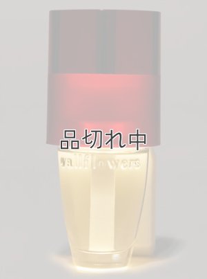 画像1: 【Bath&BodyWorks】Wallflowers本体：ツートンレッドナイトライト