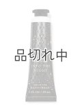 【Bath&BodyWorks】シアバターハンドクリーム：Into the Night