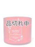 【Bath&BodyWorks】3-wickキャンドル（14.5oz）：The Perfect Christmas（ザパーフェクトクリスマス）