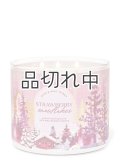 【Bath&BodyWorks】3-wickキャンドル（14.5oz）：ストロベリースノーフレーク