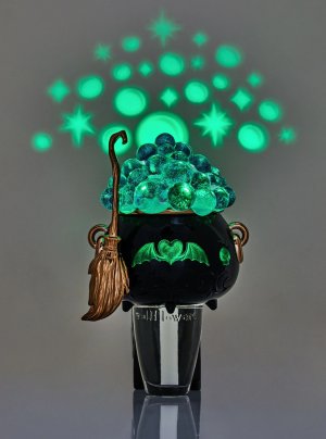 画像1: 【Bath&BodyWorks】Wallflowers本体：ウィッチズコールドロンカラーチェンジプロジェクター