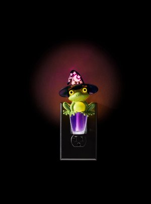 画像2: 【Bath&BodyWorks】Wallflowers本体：ウィッチーフロッグナイトライト