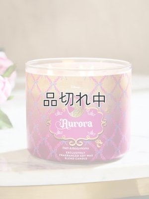 画像1: 【Bath&BodyWorks】《Disney Princessコラボ》3-wickキャンドル（14.5oz）：Aurora (オーロラ)