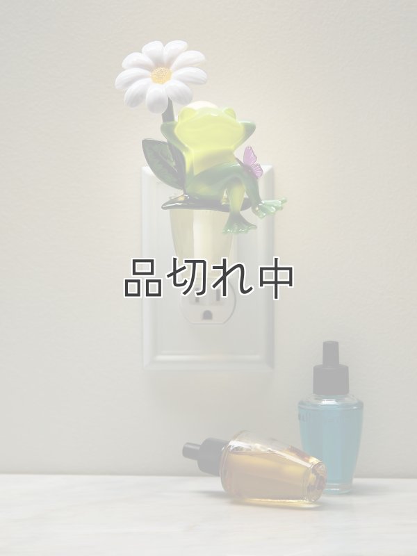 画像1: 【Bath&BodyWorks】香りの強さが調節できる★Wallflowers本体 Scent Control：フロッグ with フラワーナイトライト